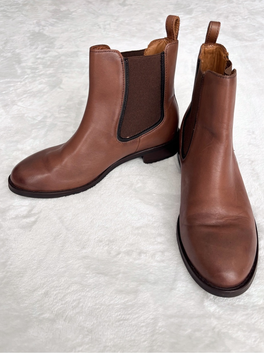 THURSDAY BOOT Duchess Walnut Leather Low Heel Chelsea Bootie--NEW--8.5